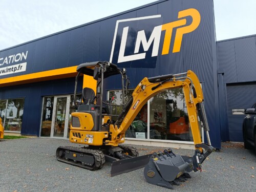 Lmtp LOIRE MANUTENTION TP Avec Godet 1654